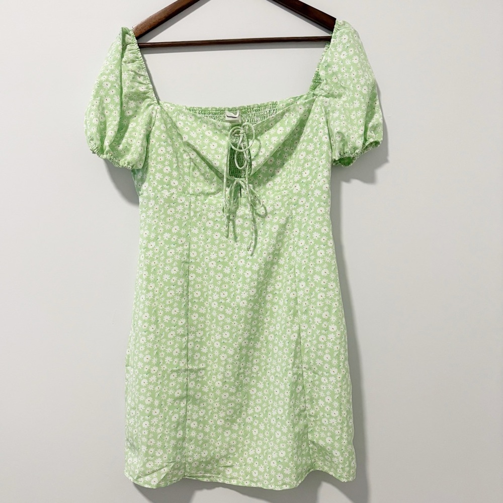 Glamorous Care Green Ditsy Flower Tie Front Empire Line Mini Dress Womens Medium